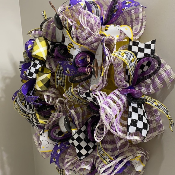 Purple bee wreath